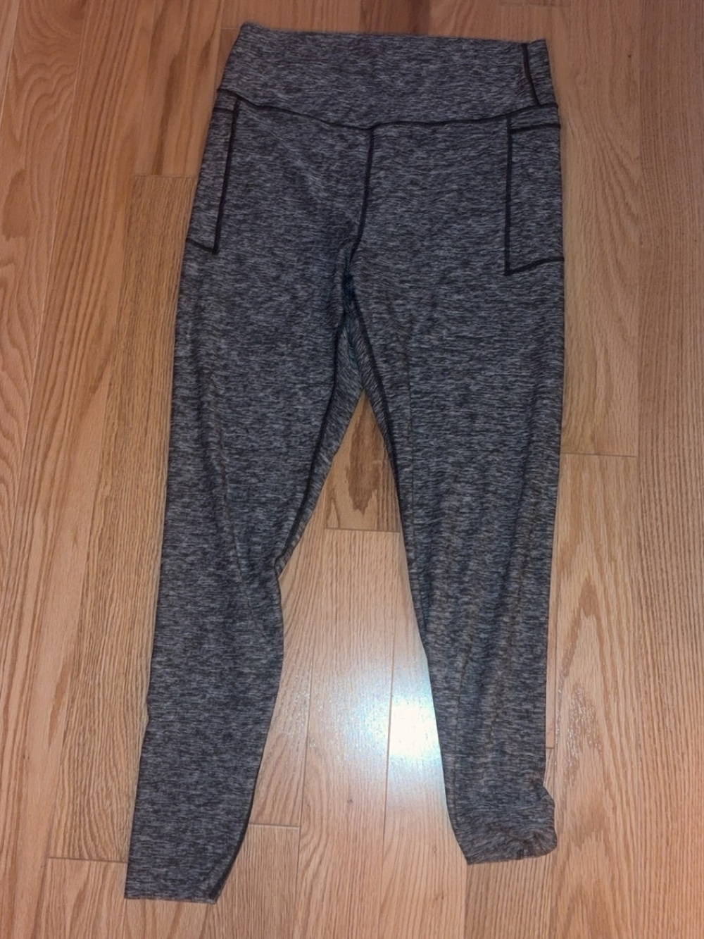 VS Pink Gray leggings
